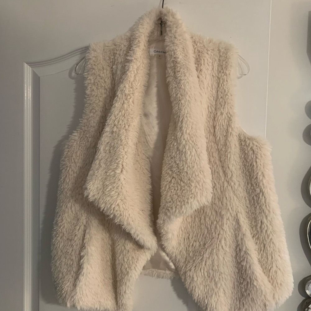 Calvin Klein cream/off white faux fur vest